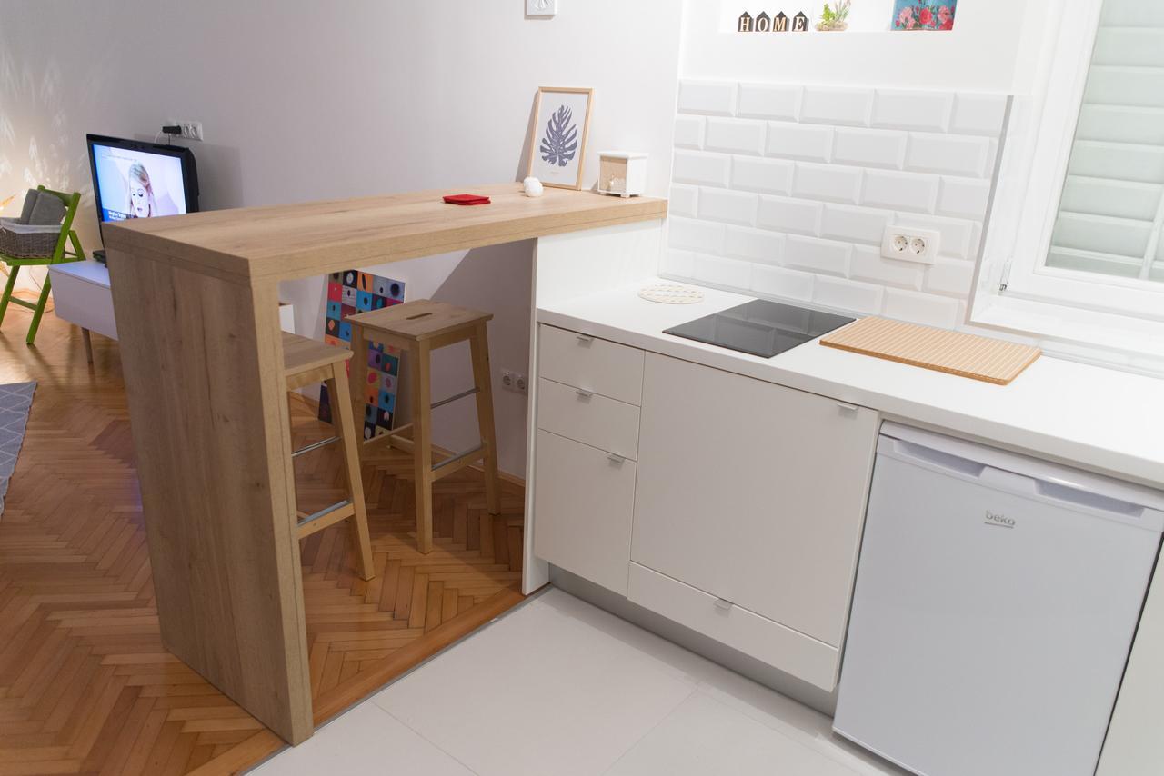 Bright & Stylish Studio Home, Superbly Located 塞拉耶佛 外观 照片