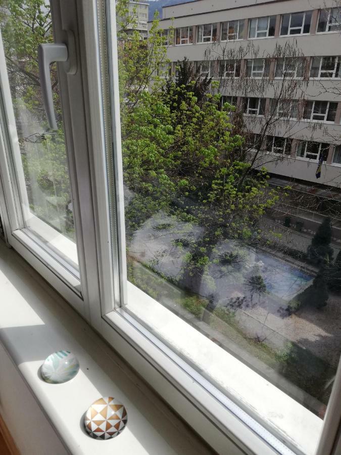 Bright & Stylish Studio Home, Superbly Located 塞拉耶佛 外观 照片